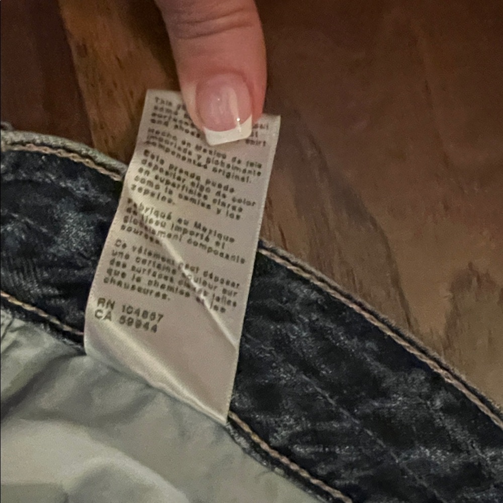 AG Ex-Boyfriend Mid-Rise Bermuda Denim Shorts - Picture 9 of 10